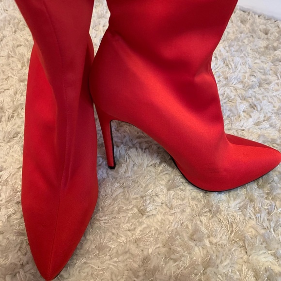 Steve Madden Shoes - Steve Madden Closed Toe Boot Heels